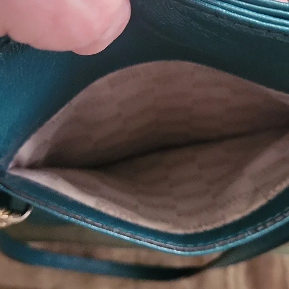 Michael Kors Leather Bag with Gold Accents - Picture 9 of 16